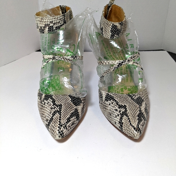 Cole Haan strappy heels Women's Size 9 1/2 - Picture 1 of 10